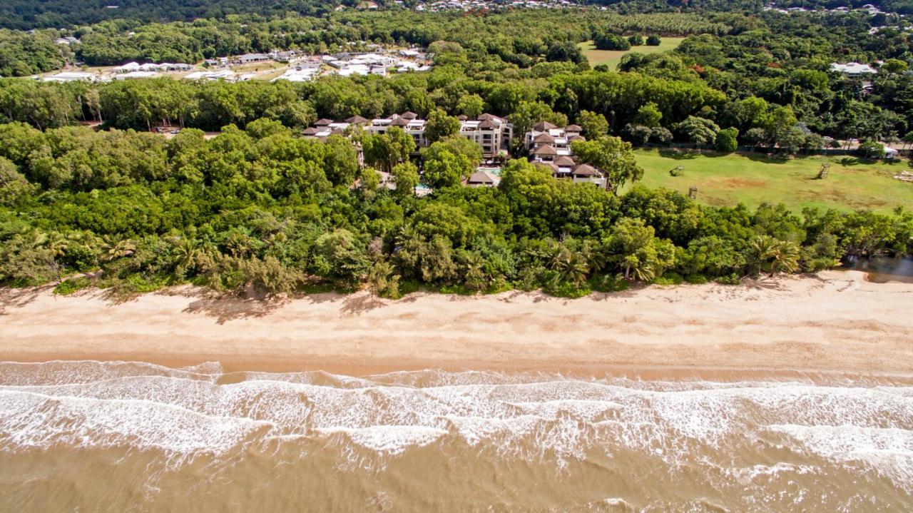 Private Apartments In The Temple Beachfront Resort Palm Cove Exterior foto