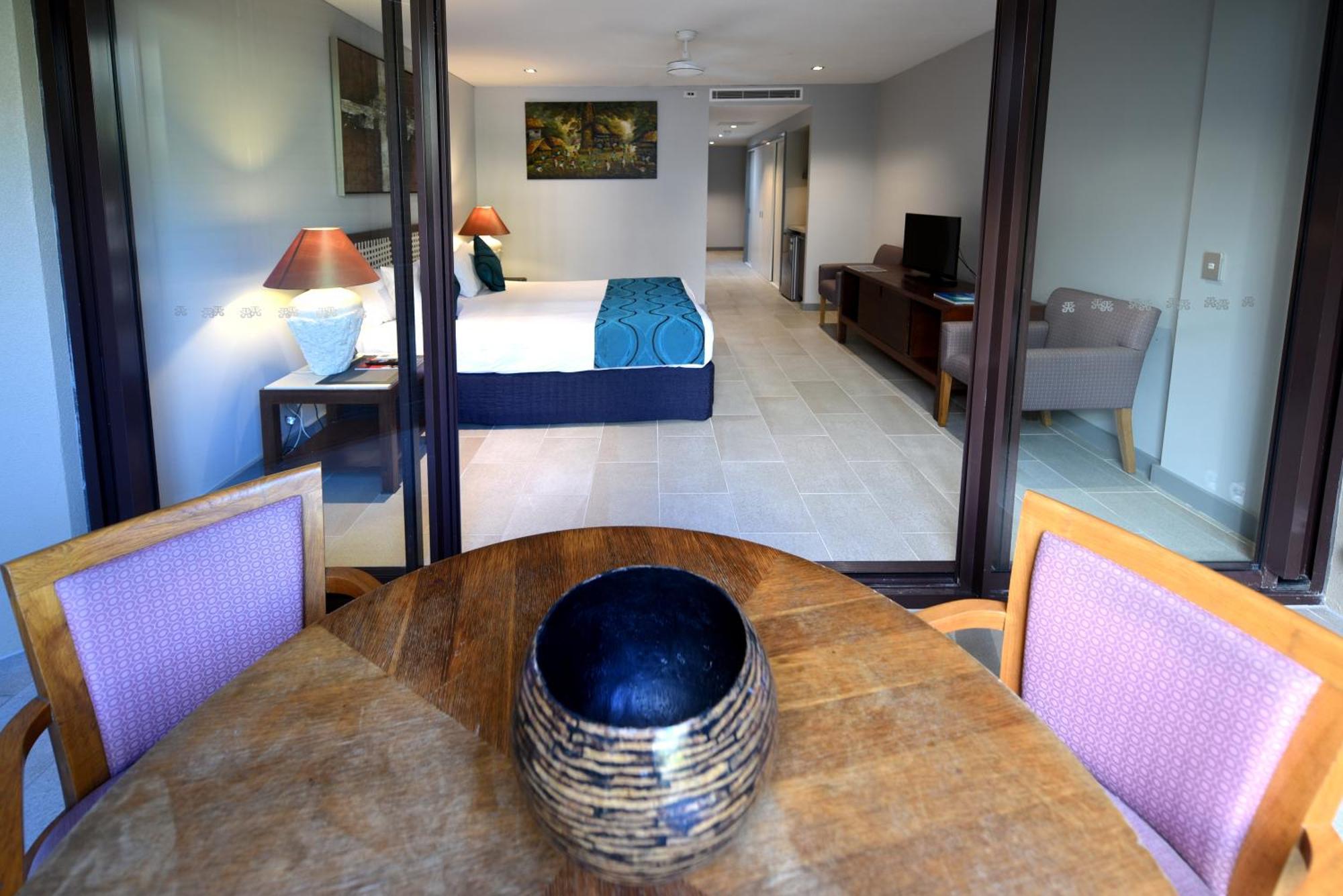 Private Apartments In The Temple Beachfront Resort Palm Cove Cameră foto