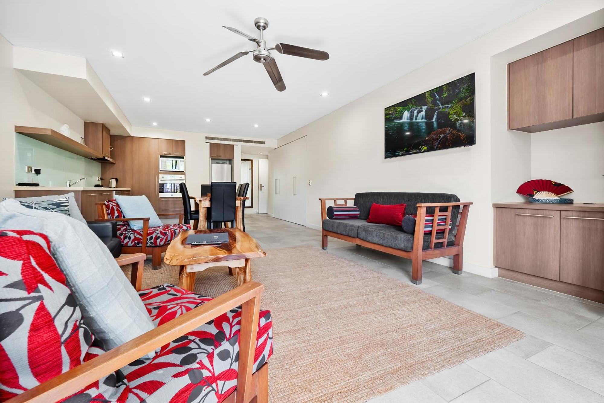Private Apartments In The Temple Beachfront Resort Palm Cove Cameră foto